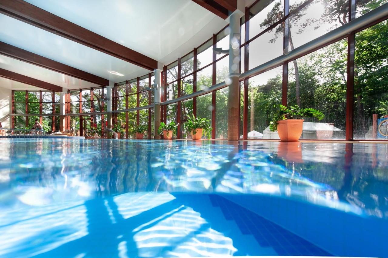 Hotel Dom Zdrojowy Resort & Spa - Destigo Hotels Jastarnia Esterno foto