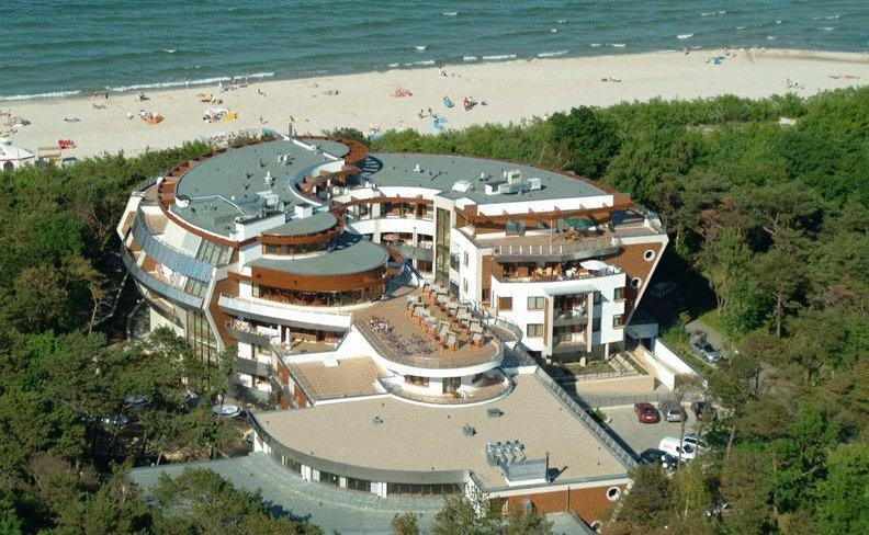 Hotel Dom Zdrojowy Resort & Spa - Destigo Hotels Jastarnia Esterno foto